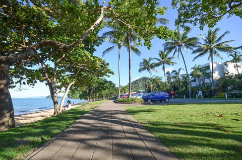 Roydon Beachfront Apartments - Accommodation China 27