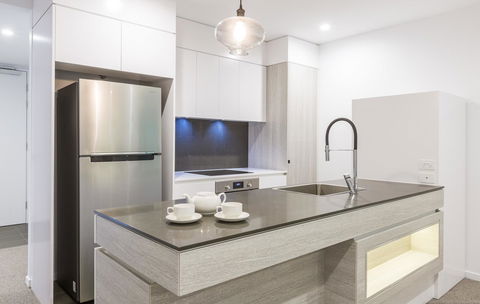 Boardwalk Burleigh Beach - Official - Accommodation Asia 21