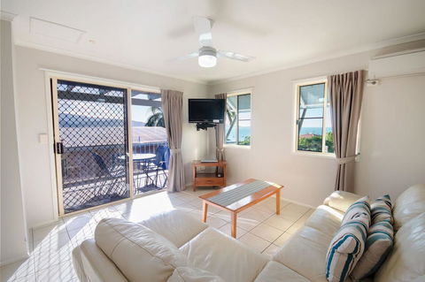 Airlie Apartments - Accommodation Asia 7