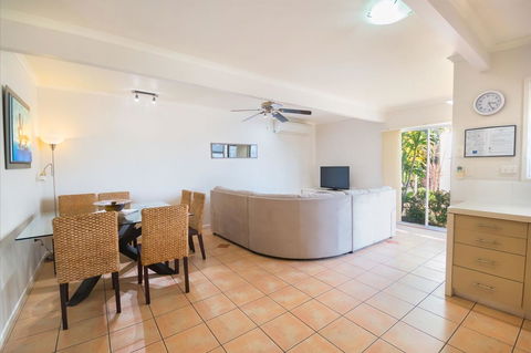 Airlie Apartments - Accommodation Asia 11