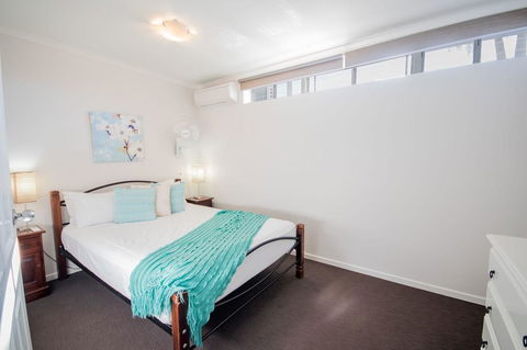 Airlie Apartments - Accommodation Asia 15