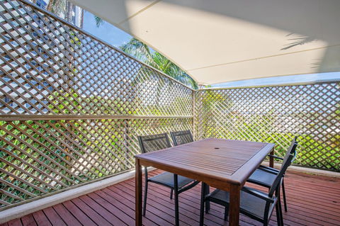Tiki Hotel Apartments Surfers Paradise - Accommodation Asia 10