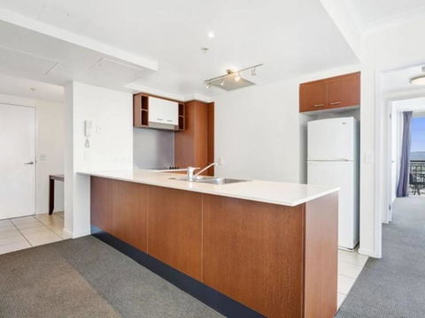 Beach Stay - Ocean & Riverview Resort Chevron Renaissance Central Surfers Paradise - Accommodation Asia 11