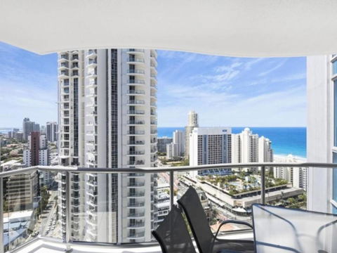 Beach Stay - Ocean & Riverview Resort Chevron Renaissance Central Surfers Paradise - Accommodation Asia 25