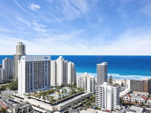 Beach Stay - Ocean & Riverview Resort Chevron Renaissance Central Surfers Paradise - Accommodation Asia 24