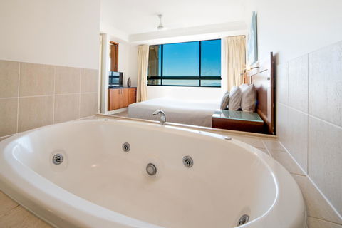 Pinnacles - Accommodation Asia 9