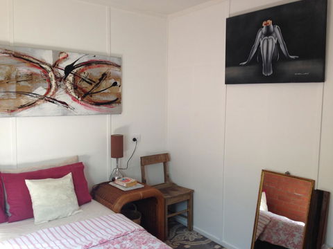 XYL Pets Friendly Seaside Boutique Guesthouse - Accommodation Asia 13