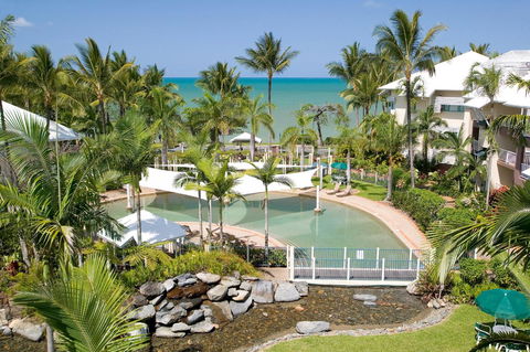 Coral Sands Beachfront Resort - Accommodation China 0