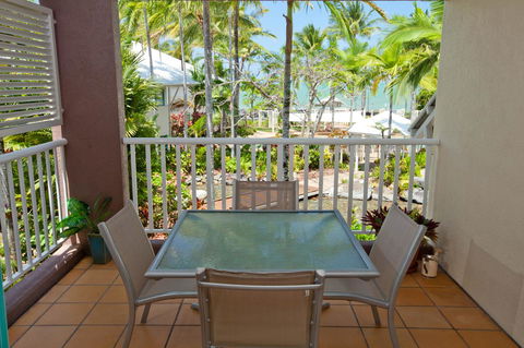 Coral Sands Beachfront Resort - Accommodation China 2