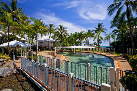 Coral Sands Beachfront Resort - Accommodation China 5