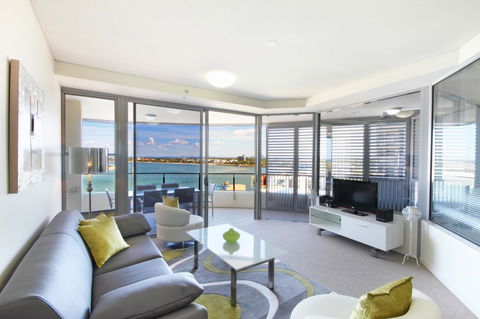 Monaco Caloundra - Accommodation Asia 26