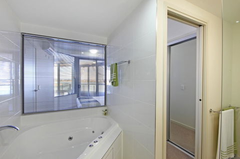 Monaco Caloundra - Accommodation Asia 27