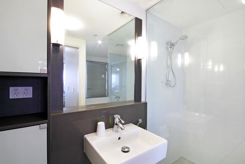 Monaco Caloundra - Accommodation Asia 24