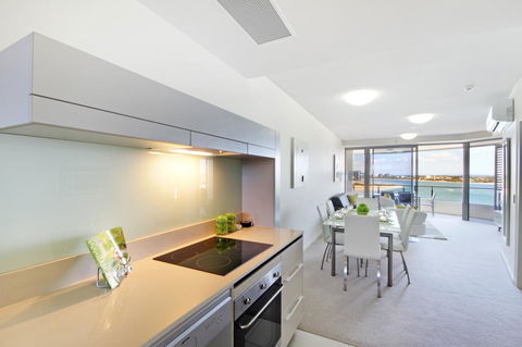 Monaco Caloundra - Accommodation Asia 23