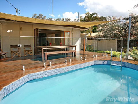 Beach House On Jones Parade, Central Coolum Beach - Accommodation Asia 3
