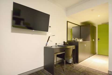 Mackay Oceanside Central Hotel Official - Accommodation Guide 28