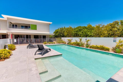 Mackay Oceanside Central Hotel Official - Accommodation Guide 7