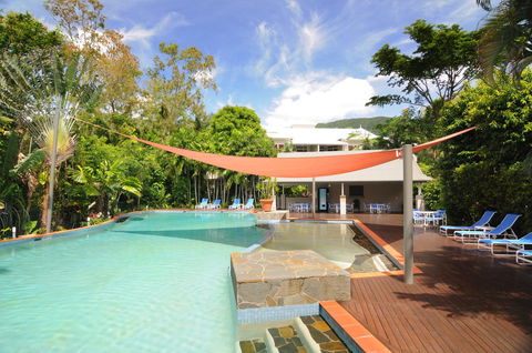 Oasis At Palm Cove - Accommodation China 24
