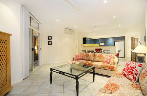 Oasis At Palm Cove - Accommodation China 23