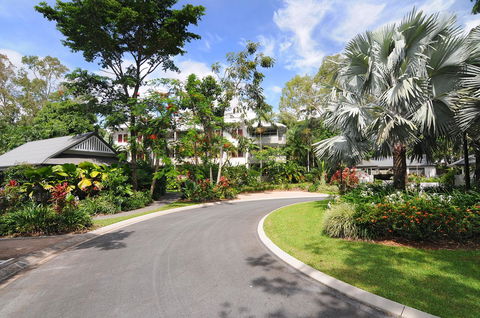 Oasis At Palm Cove - Accommodation China 34
