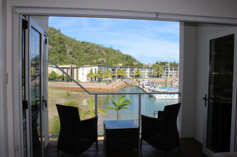 Beachside Apartment 17 - Accommodation China 2