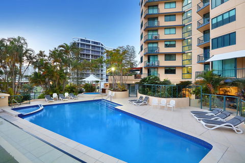 Peninsular Beachfront Resort - Accommodation China 30
