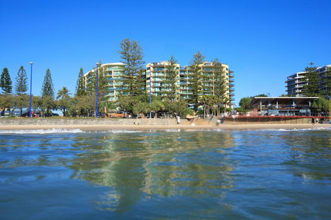 Peninsular Beachfront Resort - Accommodation China 40
