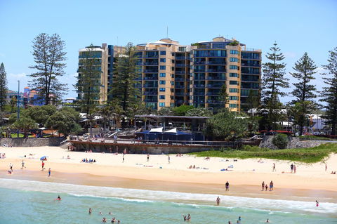 Peninsular Beachfront Resort - Accommodation China 31
