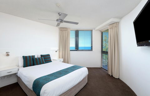 Peninsular Beachfront Resort - Accommodation China 10