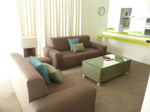 Grosvenor Beachfront Apartments Surfers Paradise - Accommodation Asia 8