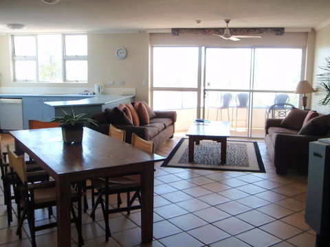 Grosvenor Beachfront Apartments Surfers Paradise - Accommodation Asia 22