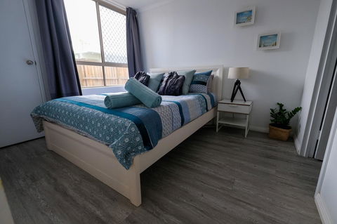 Sanctuary Beach Retreat - Accommodation Guide 1