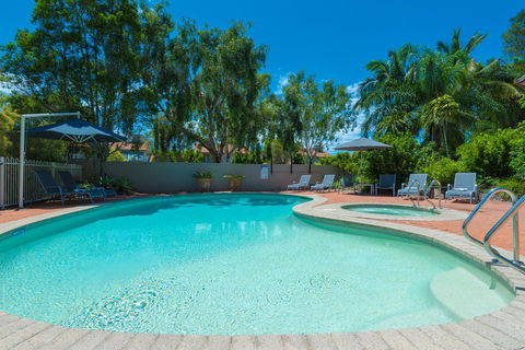 At The Sound Noosa Motel - Accommodation Asia 10