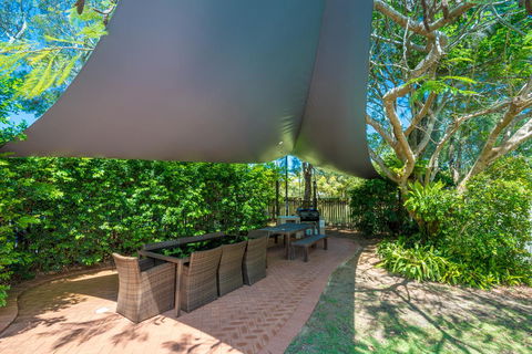 At The Sound Noosa Motel - Accommodation Asia 3