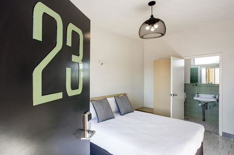 Nightcap At Emerald Star Hotel - Accommodation Asia 39