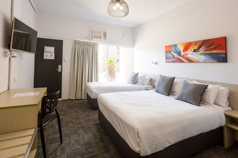 Nightcap At Emerald Star Hotel - Accommodation Asia 10