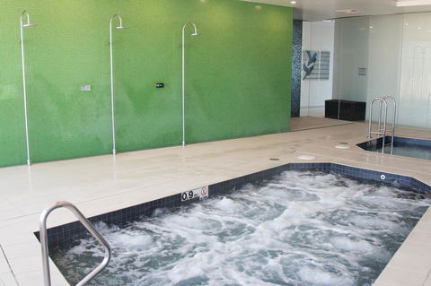 Soul Surfers Paradise - Gclr - Accommodation Asia 34