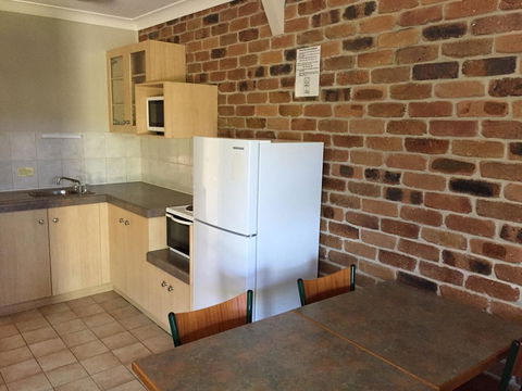 Country Gardens Motor Inn - Accommodation Asia 24