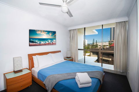 Seacrest Beachfront Apartments Surfers Paradise - Accommodation Asia 10