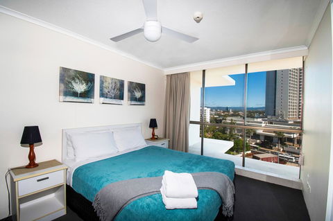 Seacrest Beachfront Apartments Surfers Paradise - Accommodation Asia 27