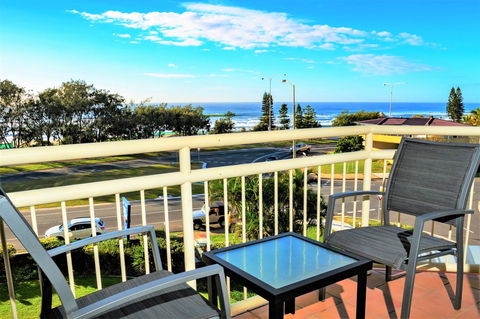 Seacrest Beachfront Apartments Surfers Paradise - Accommodation Asia 36