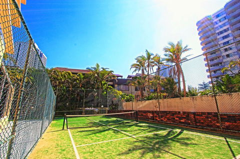 Seacrest Beachfront Apartments Surfers Paradise - Accommodation Asia 16