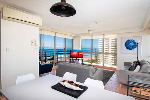 Seacrest Beachfront Apartments Surfers Paradise - Accommodation Asia 21