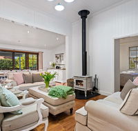 Frangipani House - Accommodation Asia