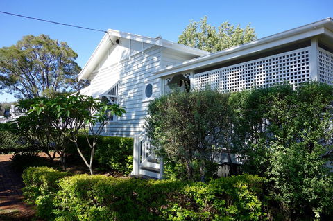 Frangipani House - Accommodation Asia 34