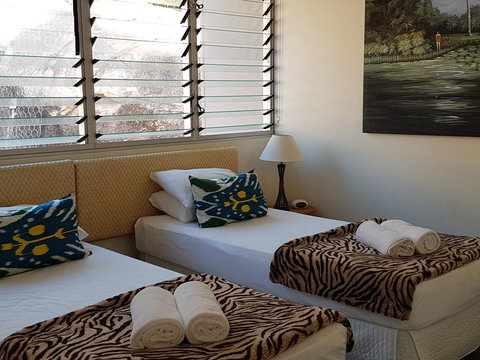 Penthouse On Bright Point - Accommodation Asia 10