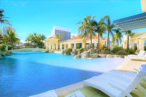 The Towers Of Chevron Renaissance - Holidays Gold Coast - Accommodation China 7