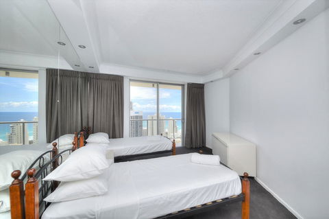 The Towers Of Chevron Renaissance - Holidays Gold Coast - Accommodation China 39