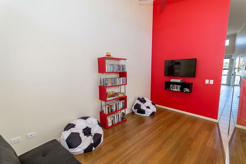 Hepburn Holiday Haven - Accommodation Asia 8
