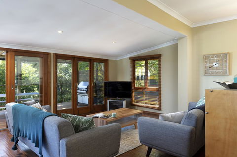 Noosa Beachhouse - Accommodation Asia 7